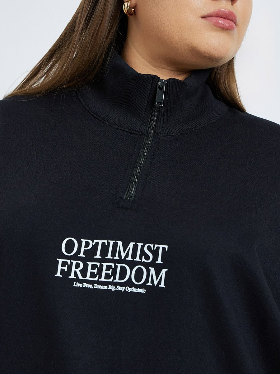 Plus Size Regular Fit Slogan Half-Zip Sweatshirt