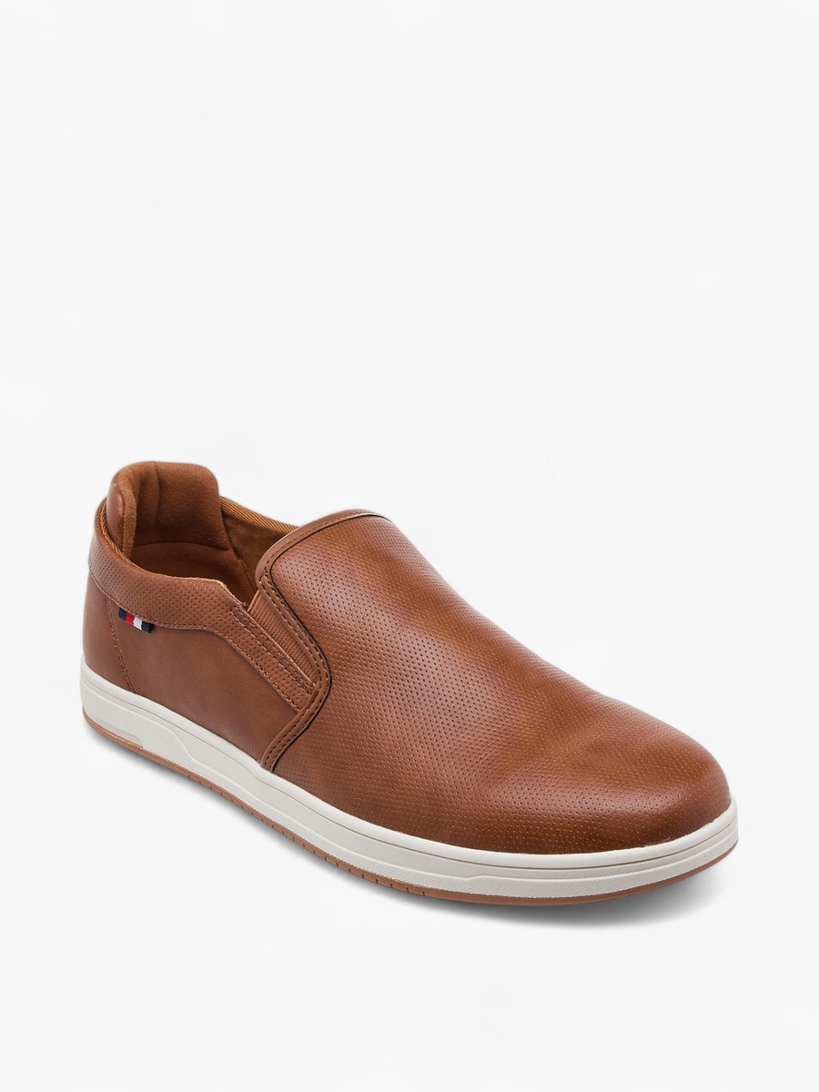 Men Textured Slip-On Loafers - CM-1024