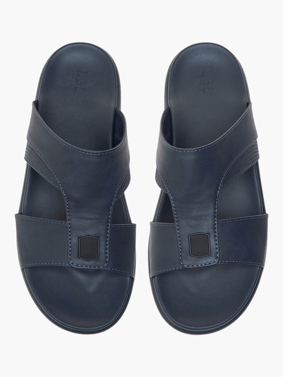Textured Slip-On Arabic Sandals