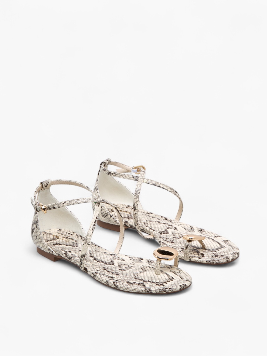 Women Printed Cross Strap Sandals with Buckle Closure