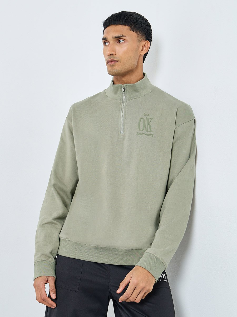 Men Khaki Slogan Print Half Zip Sweatshirt