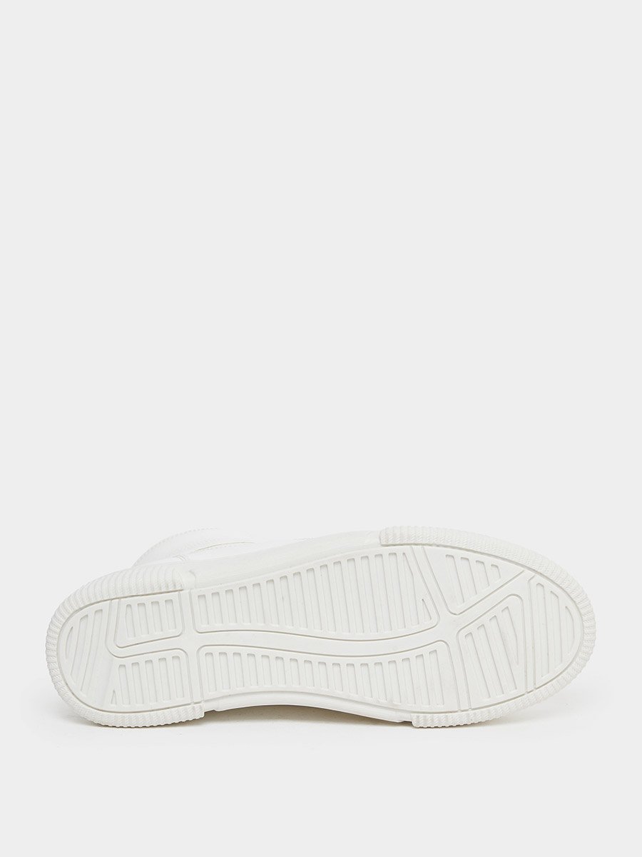 White High-Top Lace Up Sneakers