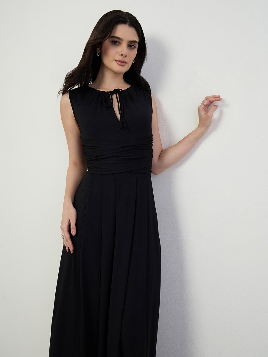 Women Black Sleeveless Maxi Dress