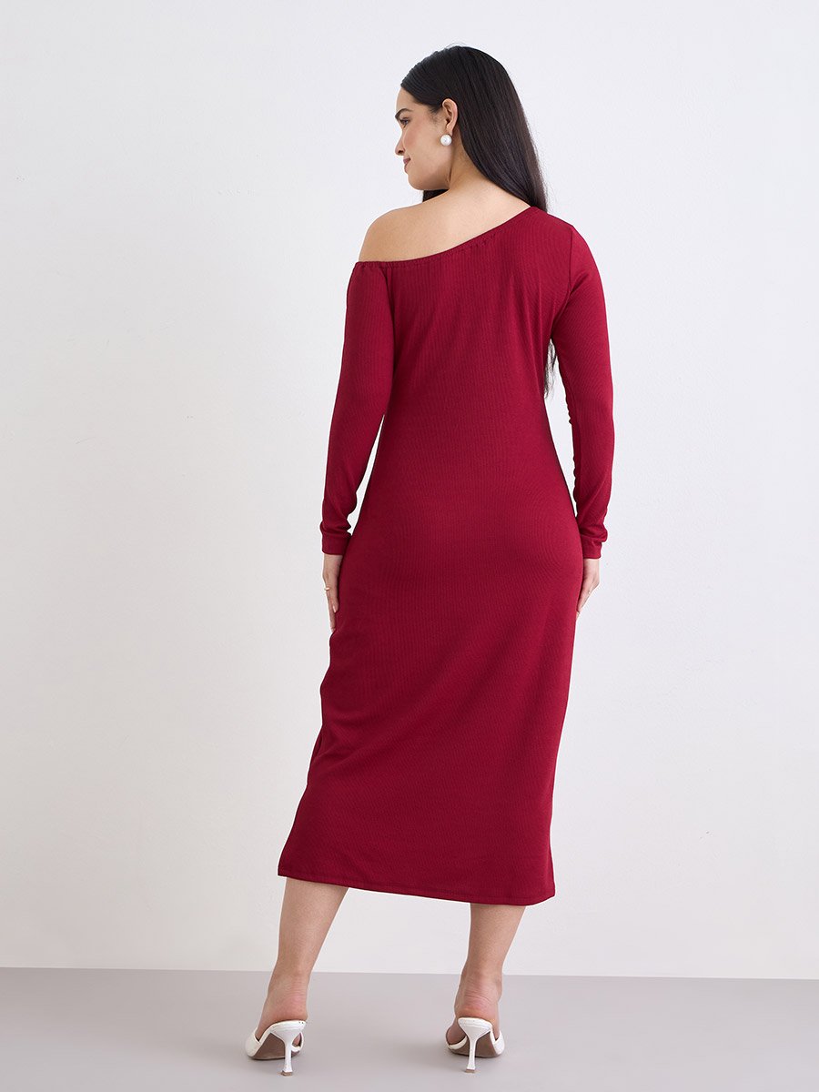 Burgundy Asymmetric Neck Midi Dress For Women at UAE | Styli Burgundy Asymmetric Neck Midi Dress For Women at UAE | Styli