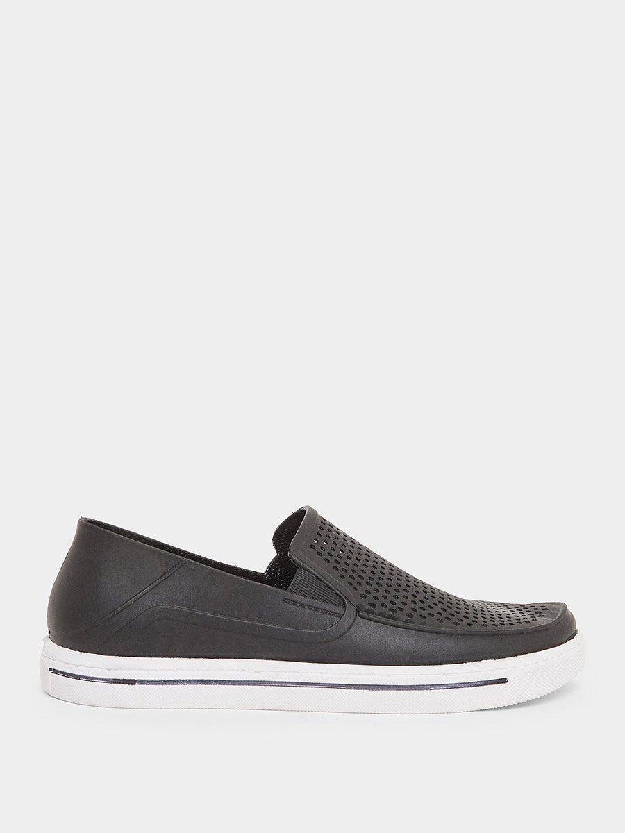 حذاء مريح سهل الارتداء