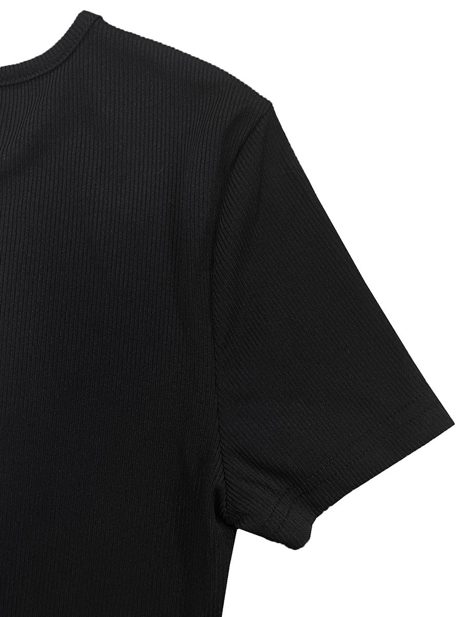 Women Black Round Neck Fitted T-Shirt