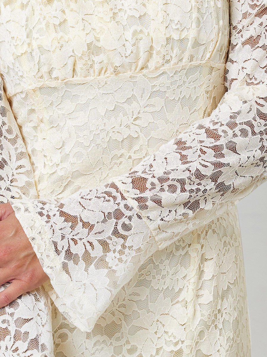 Cream  Lace Mermaid Hem Maxi Dress