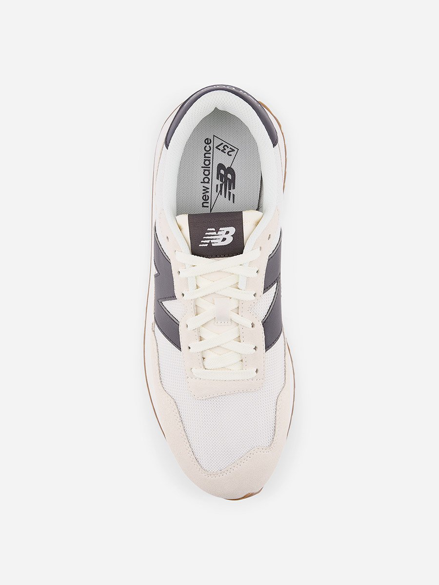 237 Sneakers