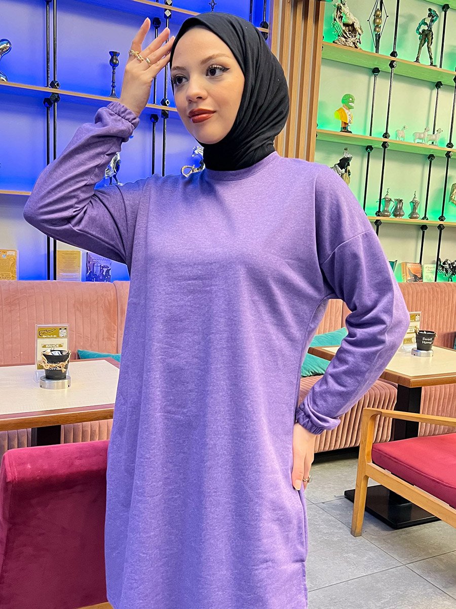 طقم رياضي محتشم ببلوزة طويلة