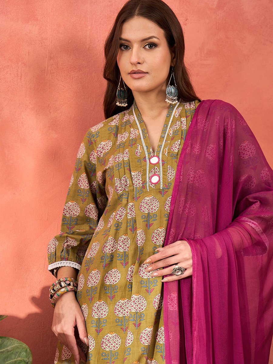 Green Floral Cambric Kurta with Pencil Pants and Dupatta Set