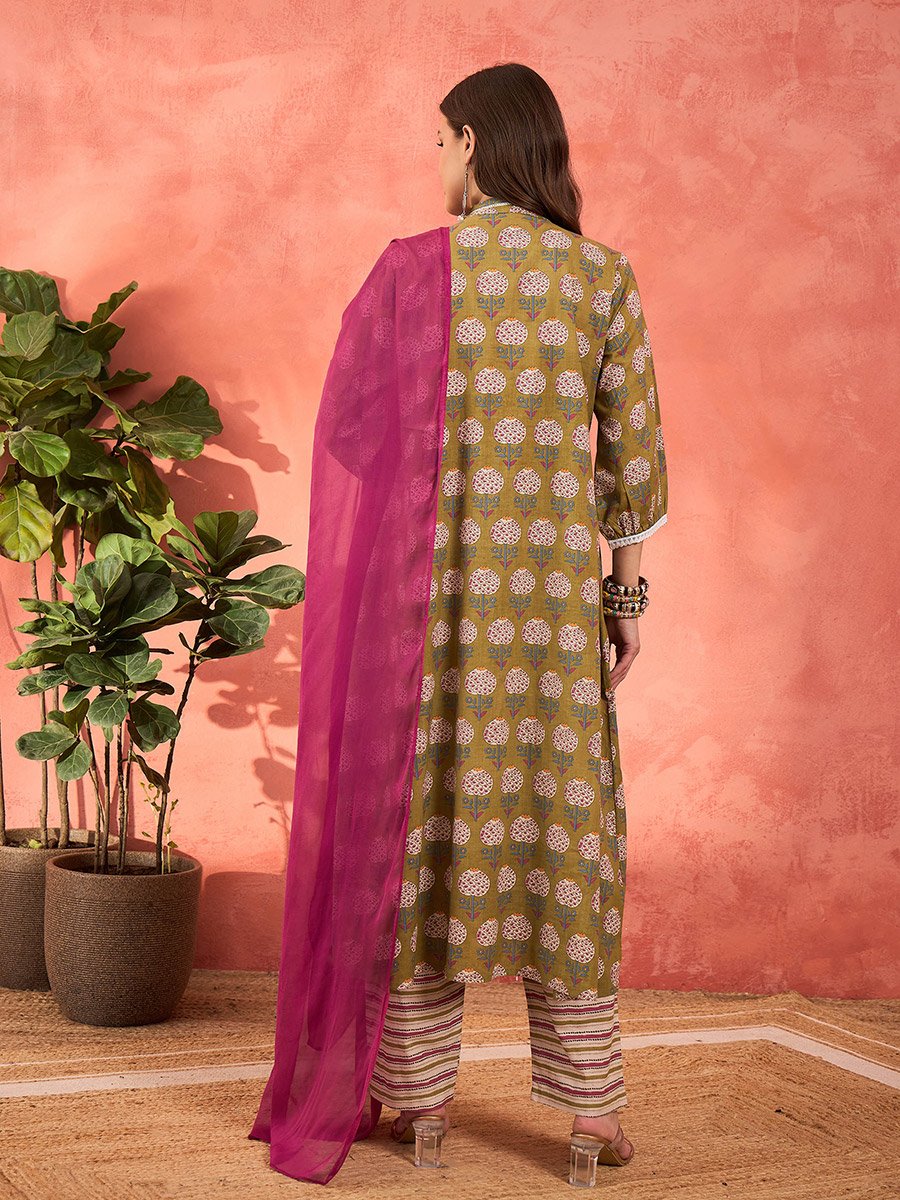 Green Floral Cambric Kurta with Pencil Pants and Dupatta Set
