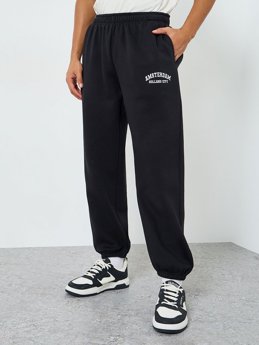 Men Boxy Printed Sweatshirt and Joggers Co_Ords