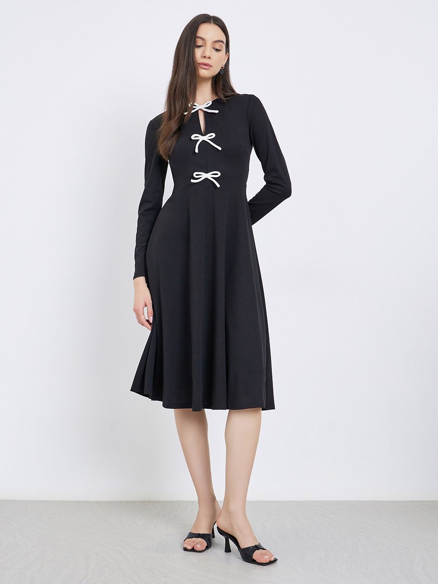 Solid Bow Detail Long Sleeve Midi Dress