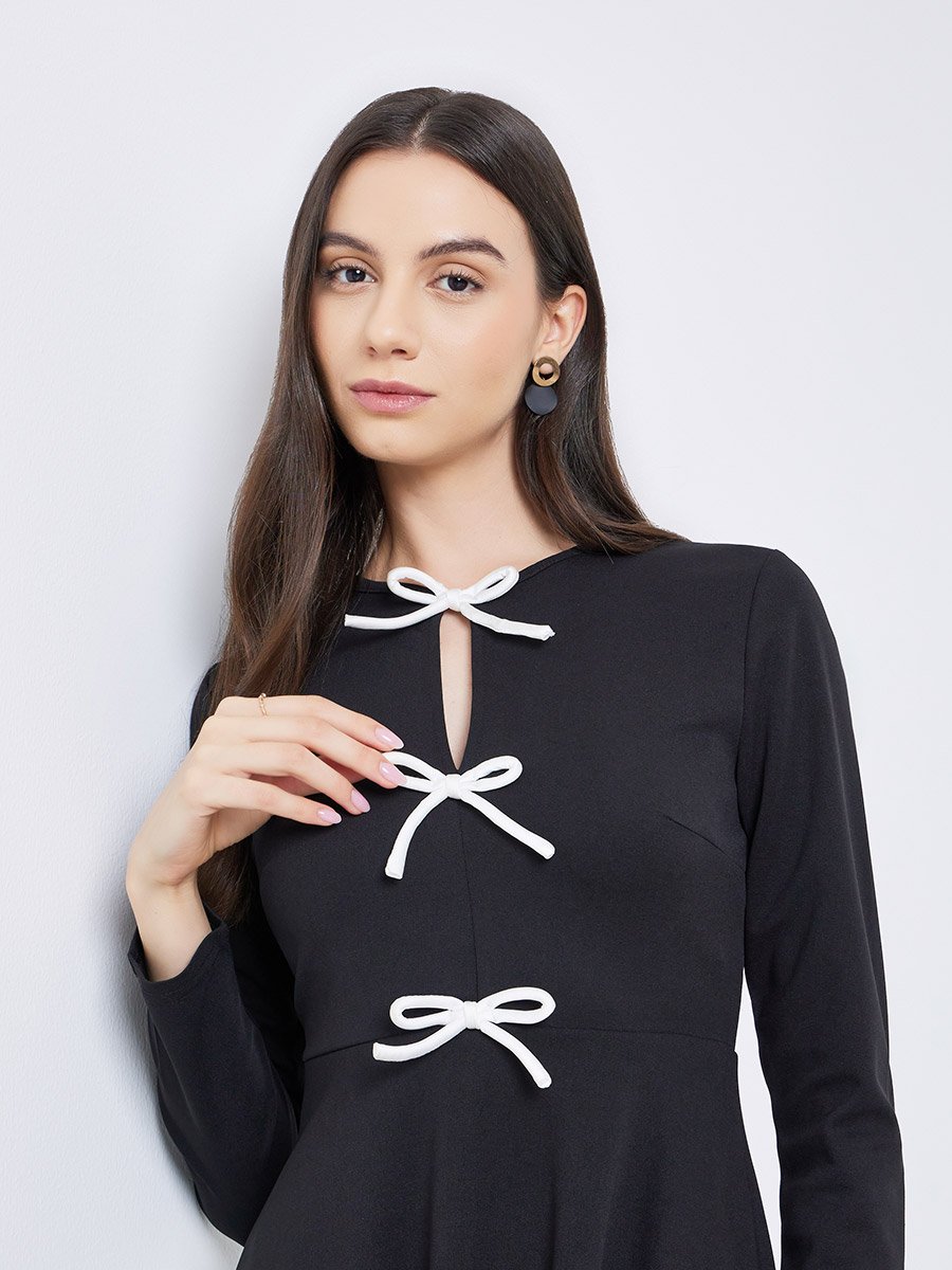 Solid Bow Detail Long Sleeve Midi Dress