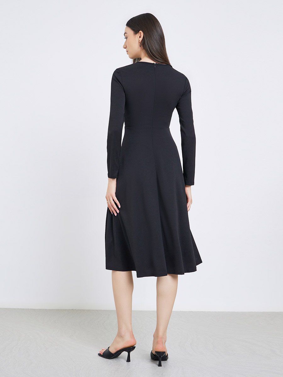 Solid Bow Detail Long Sleeve Midi Dress