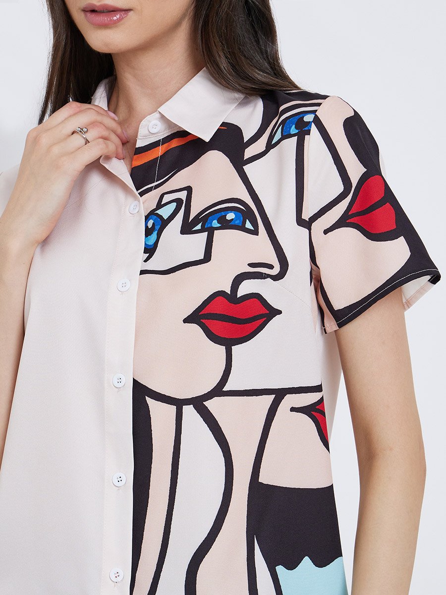 Graphic Print Buttoned Short Sleeve Shirt