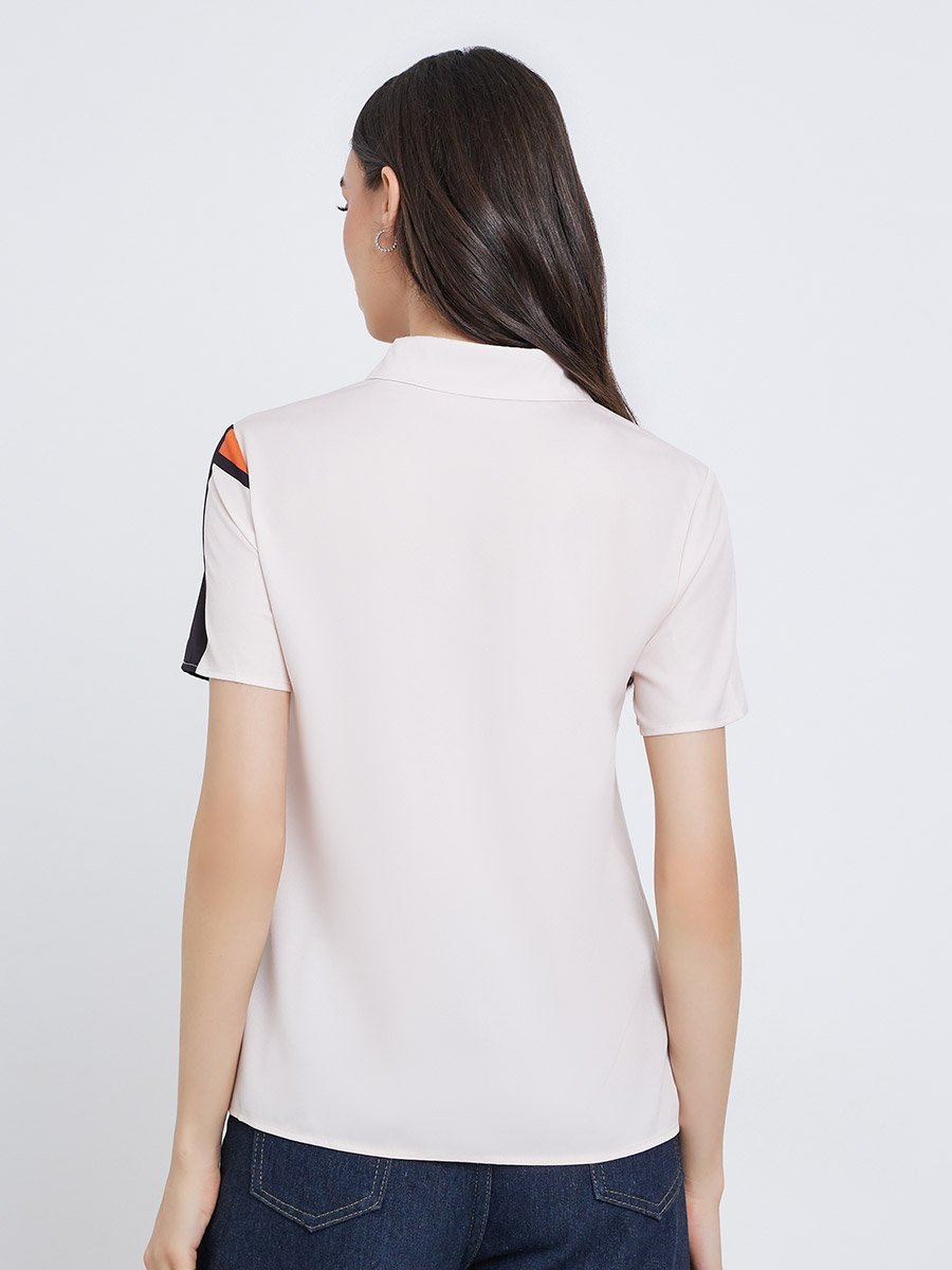 Graphic Print Buttoned Short Sleeve Shirt