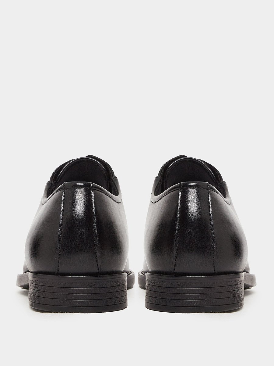Animal Textured Lace Up Pointed Toe Oxford Shoes