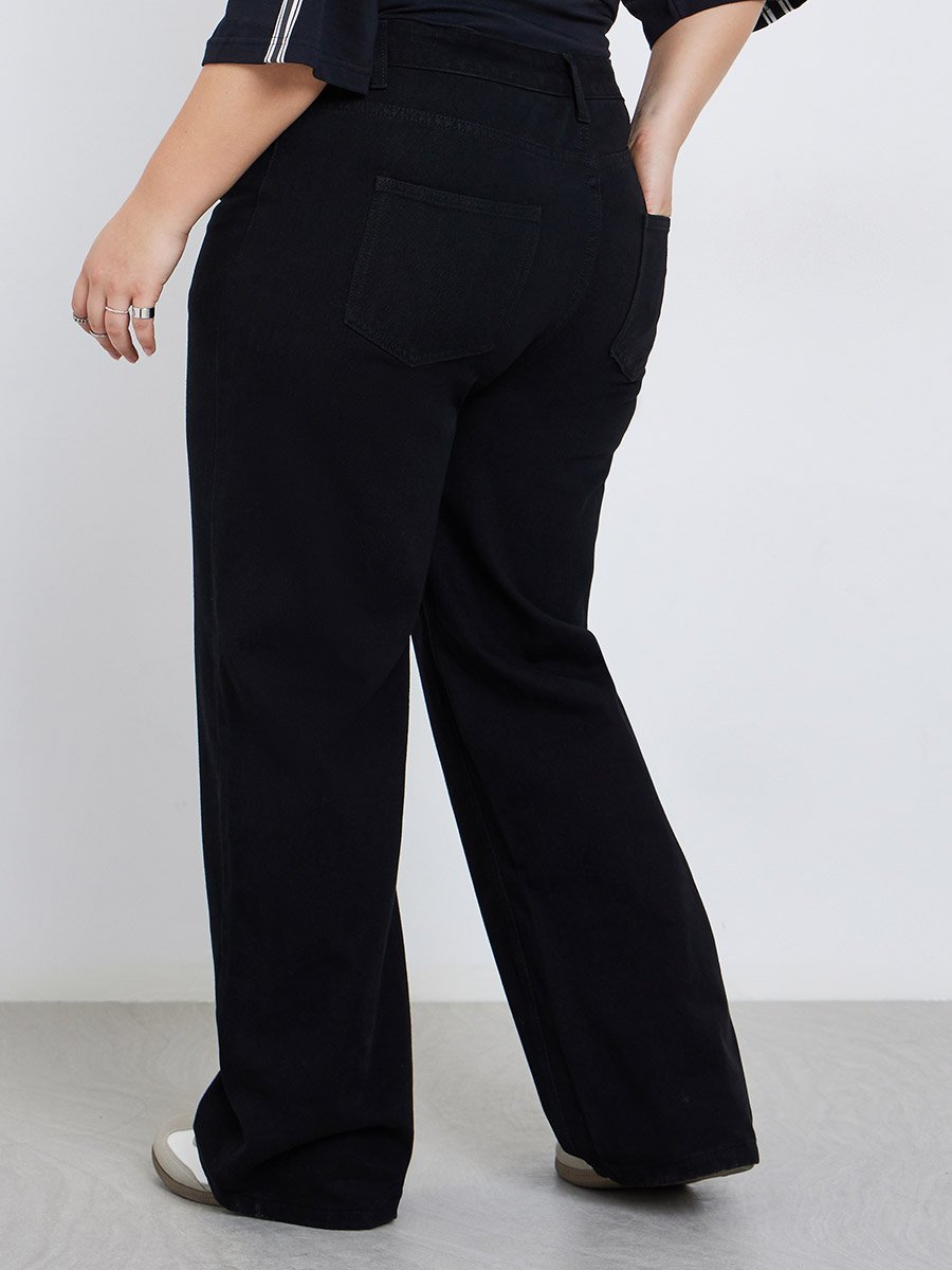 Plus Size Mid Rise Wide Leg Jeans