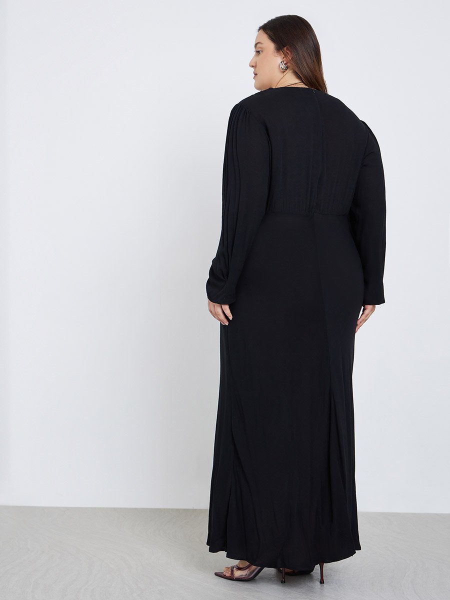 Plus Size Black Column Maxi Dress For Women at UAE | Styli Plus Size Black Column Maxi Dress For Women at UAE | Styli
