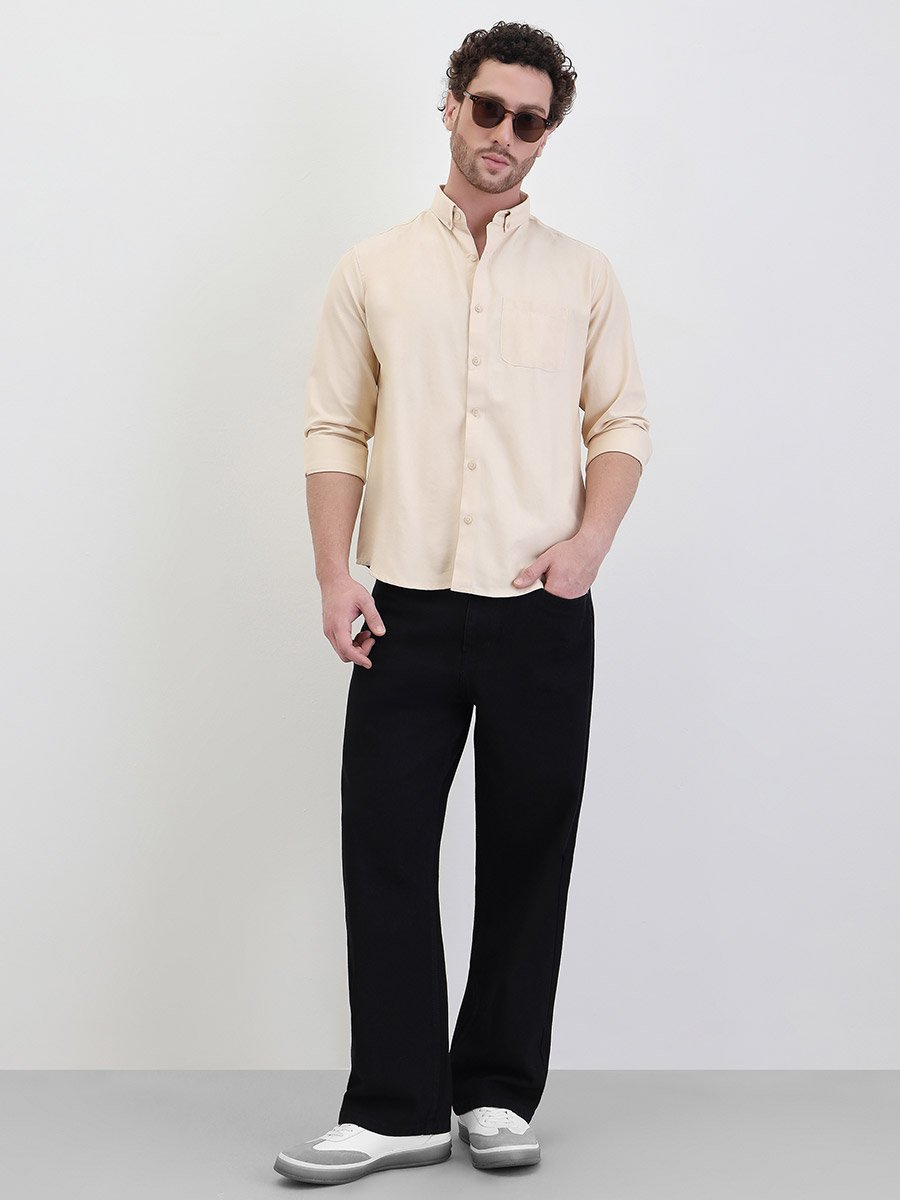 Solid Oxford Regular Fit Spread Collar Shirt
