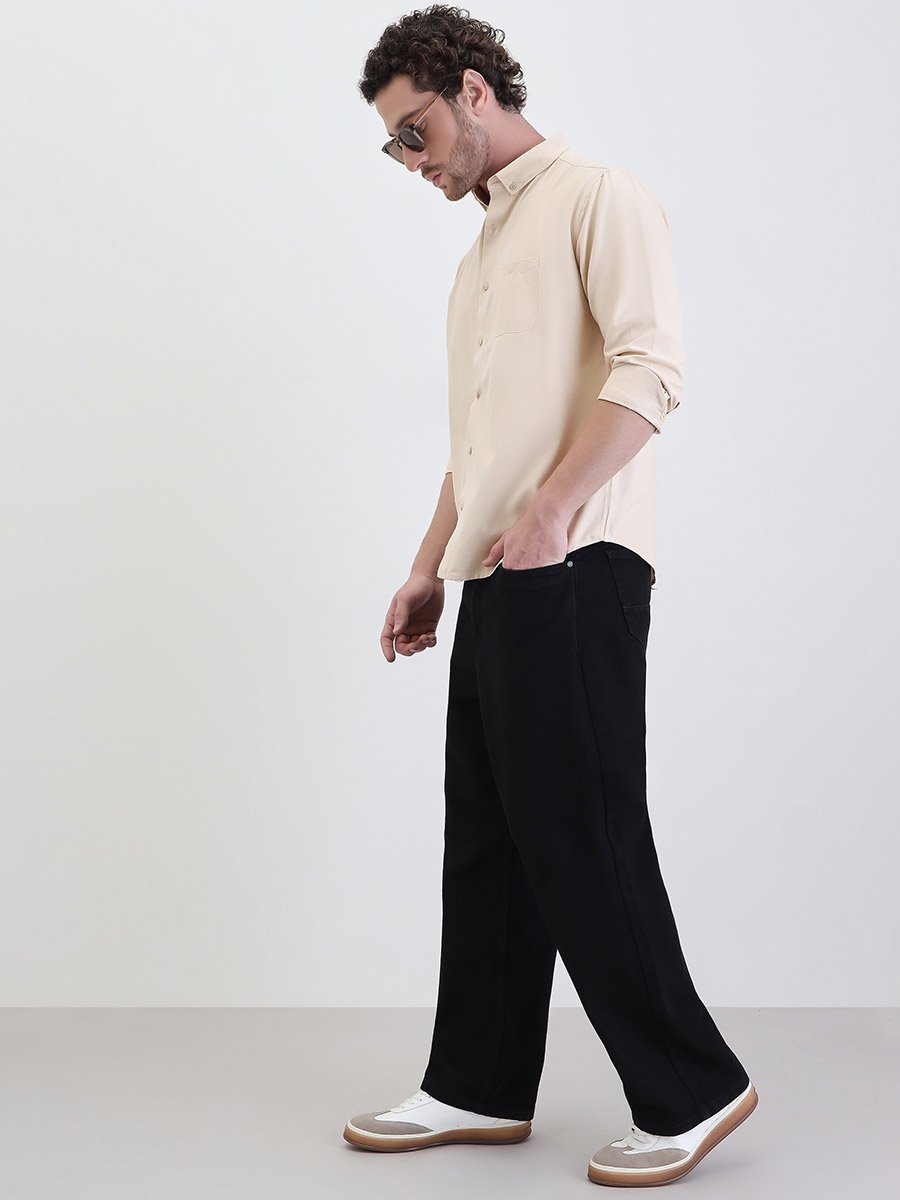 Solid Oxford Regular Fit Spread Collar Shirt
