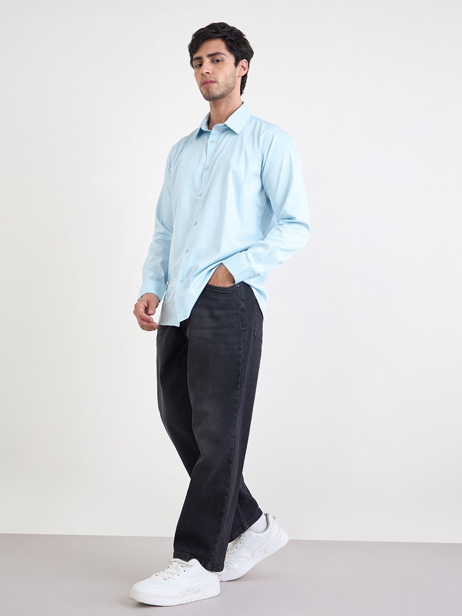 Solid Cotton Lycra Slim Fit Spread Collar Shirt