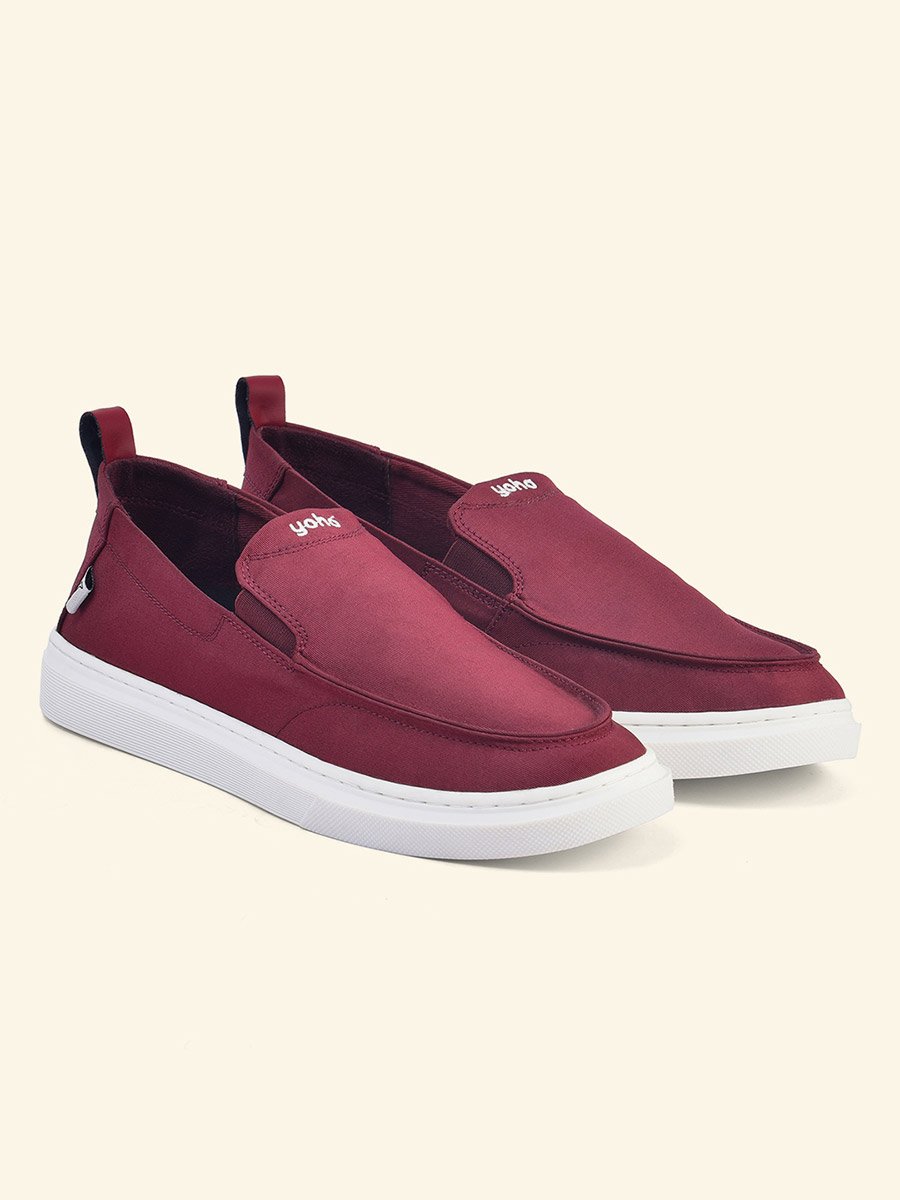 Men Kite Breathable Slip-On Sneakers