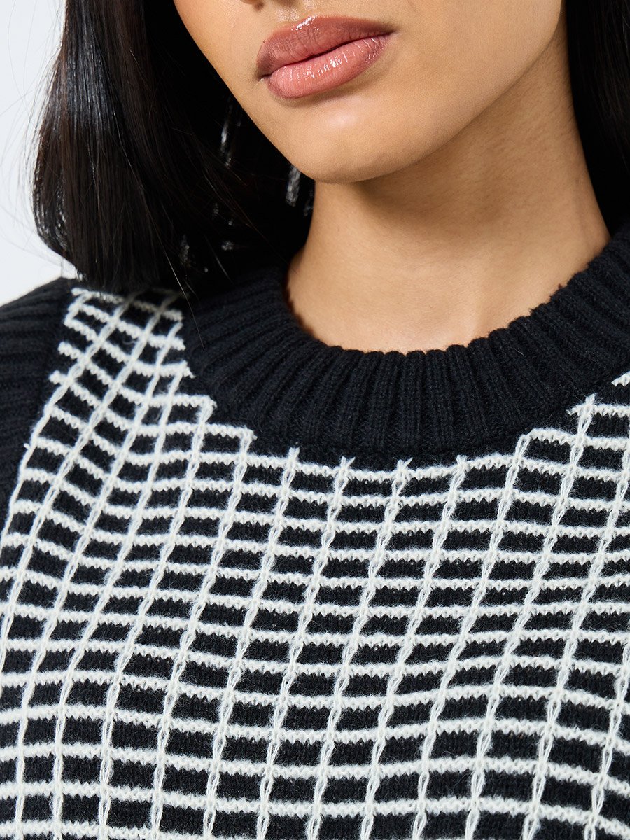 Black Knit Sleeveless Knitted Vest