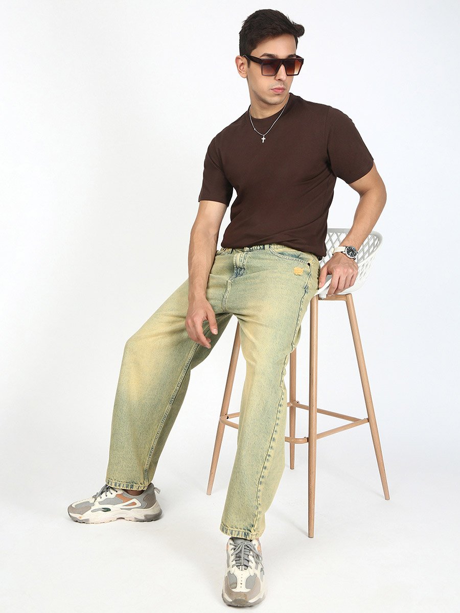 Men Brown Solid Regular Fit T-Shirt