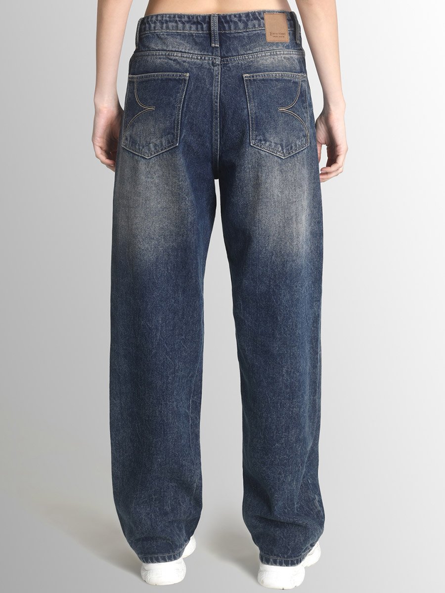 Women Relaxed Fit Light Distressed Jeans