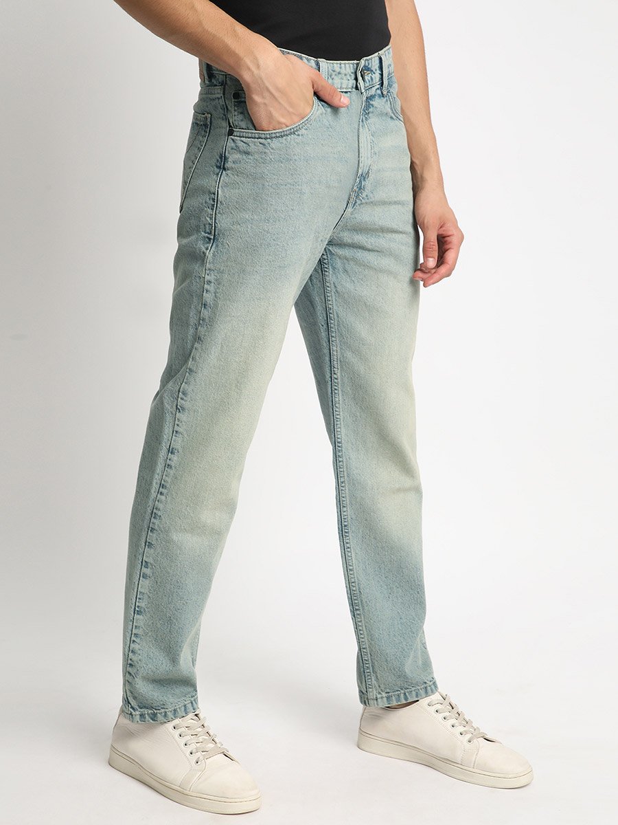 Men Relaxed Fit Clean Look Tinted Jeans
