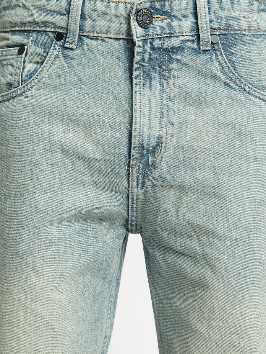 Men Relaxed Fit Clean Look Tinted Jeans