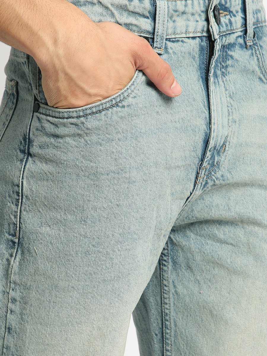 Men Relaxed Fit Clean Look Tinted Jeans