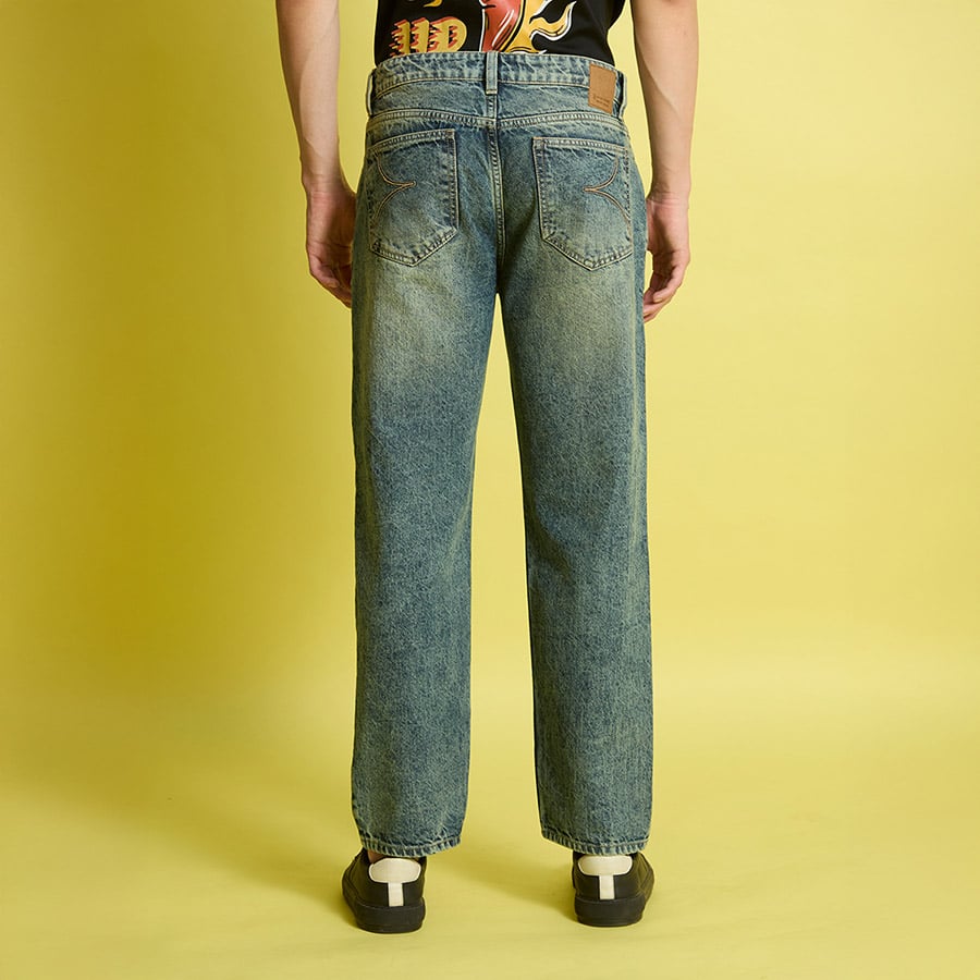 Men Relaxed Fit Faded Jeans