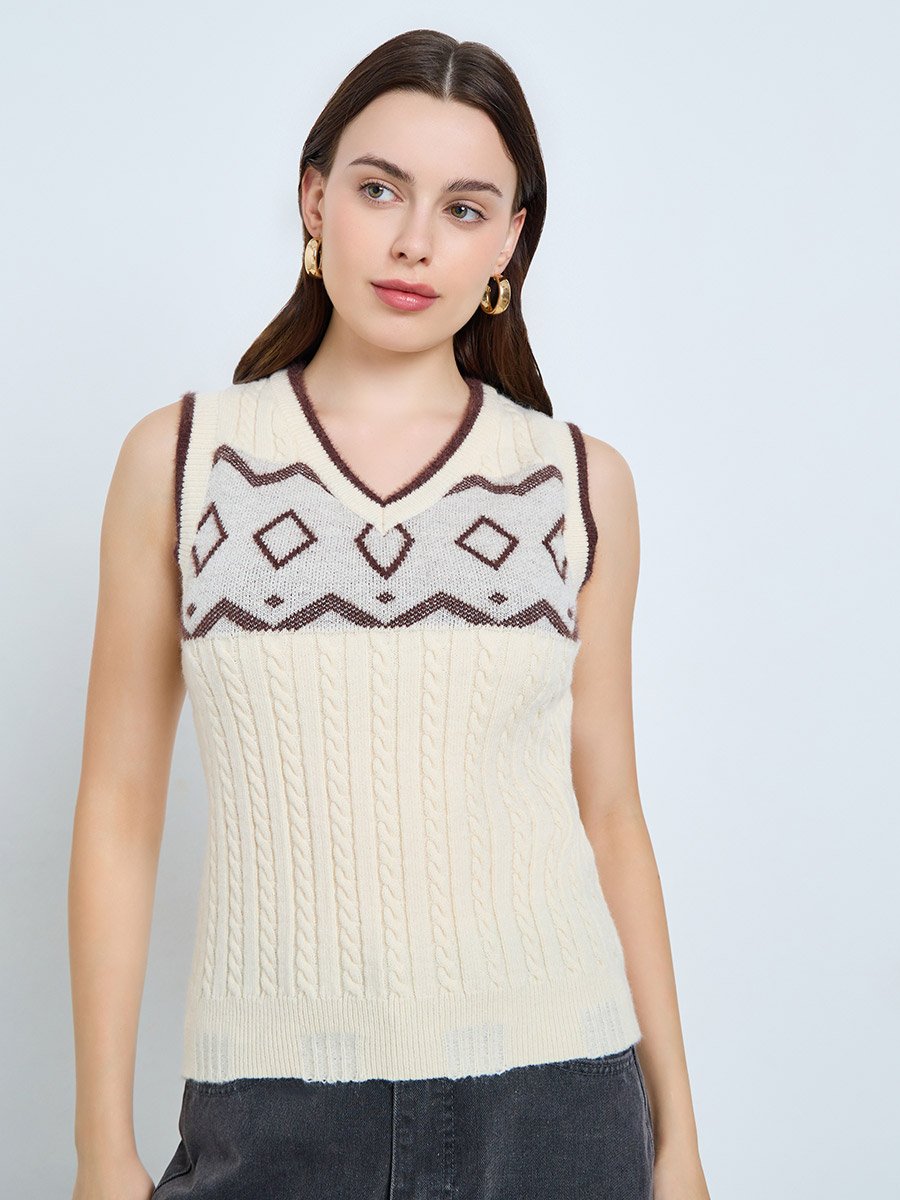 Cream Cable Knit Patterned Vest