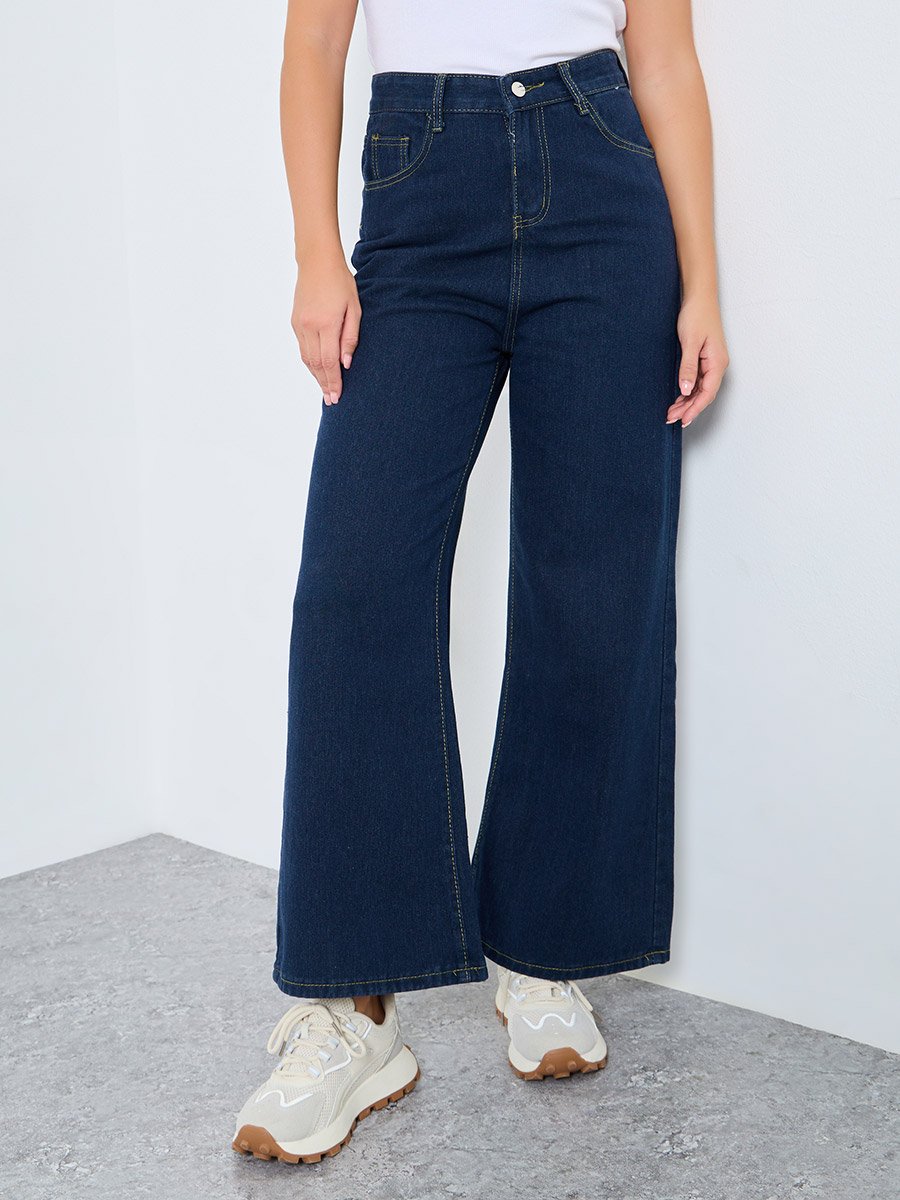 Solid Mid Rise Wide Leg Jeans