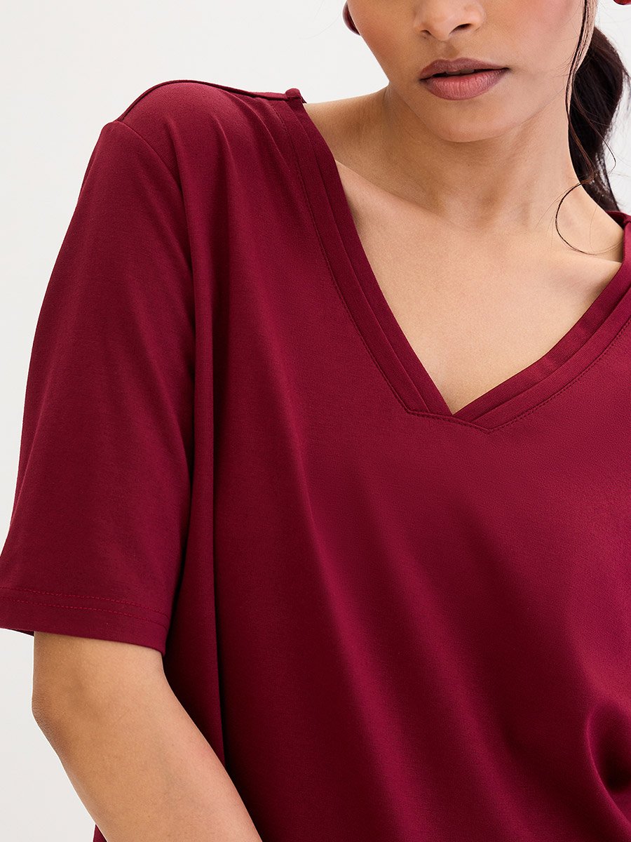 Maroon V Neck Basic T- Shirt