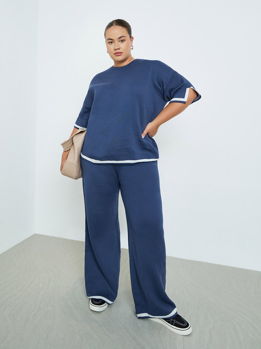 Plus Size Navy Blue Short Sleeve Top