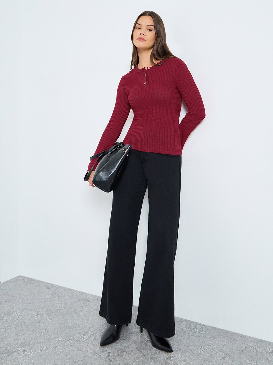 Red Textured Knit Henley Neck Fitted T-Shirt