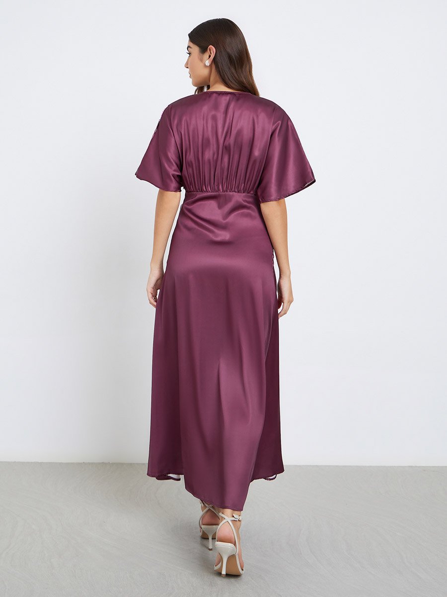 Burgundy Floral Print Maxi Dress For Women at Kuwait | Styli Burgundy Floral Print Maxi Dress For Women at Kuwait | Styli