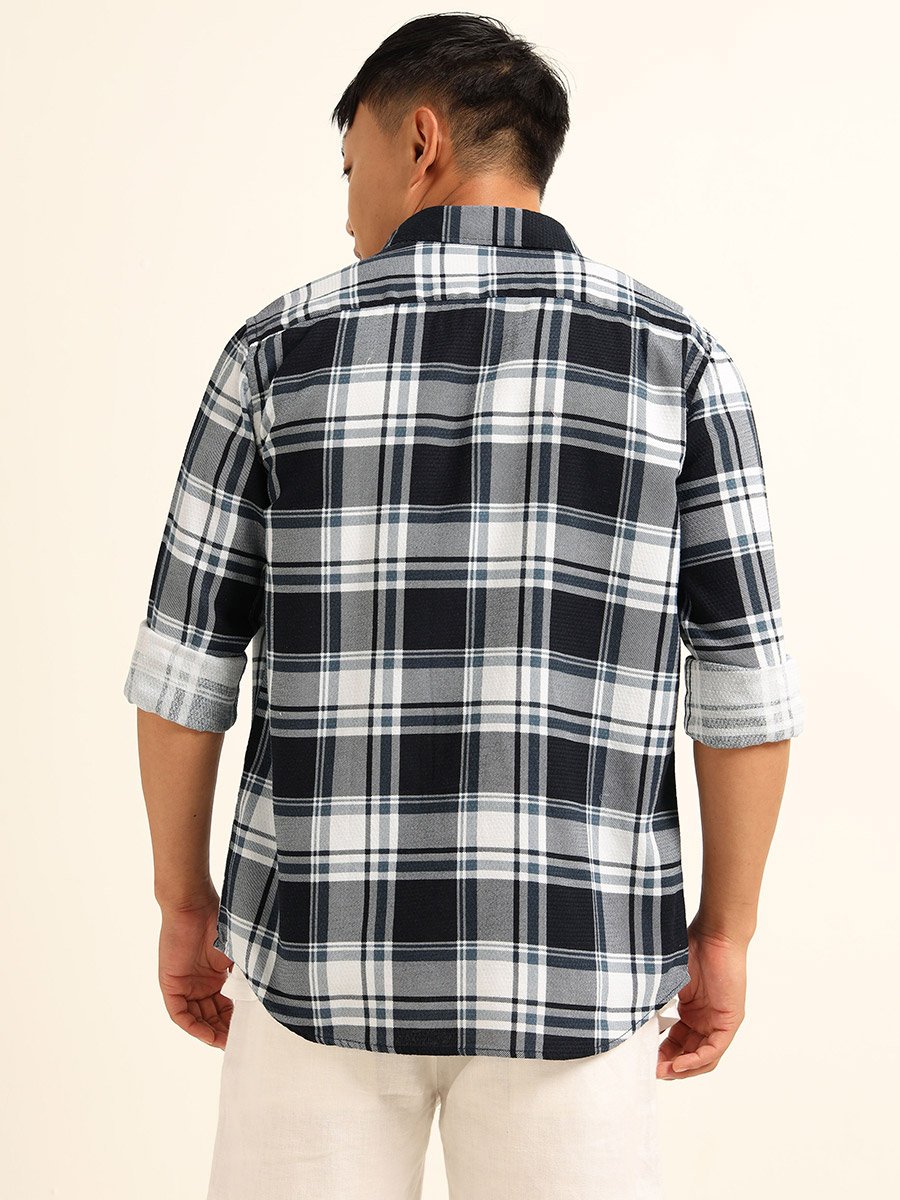 Men Black Checked Spread Collar Shirt