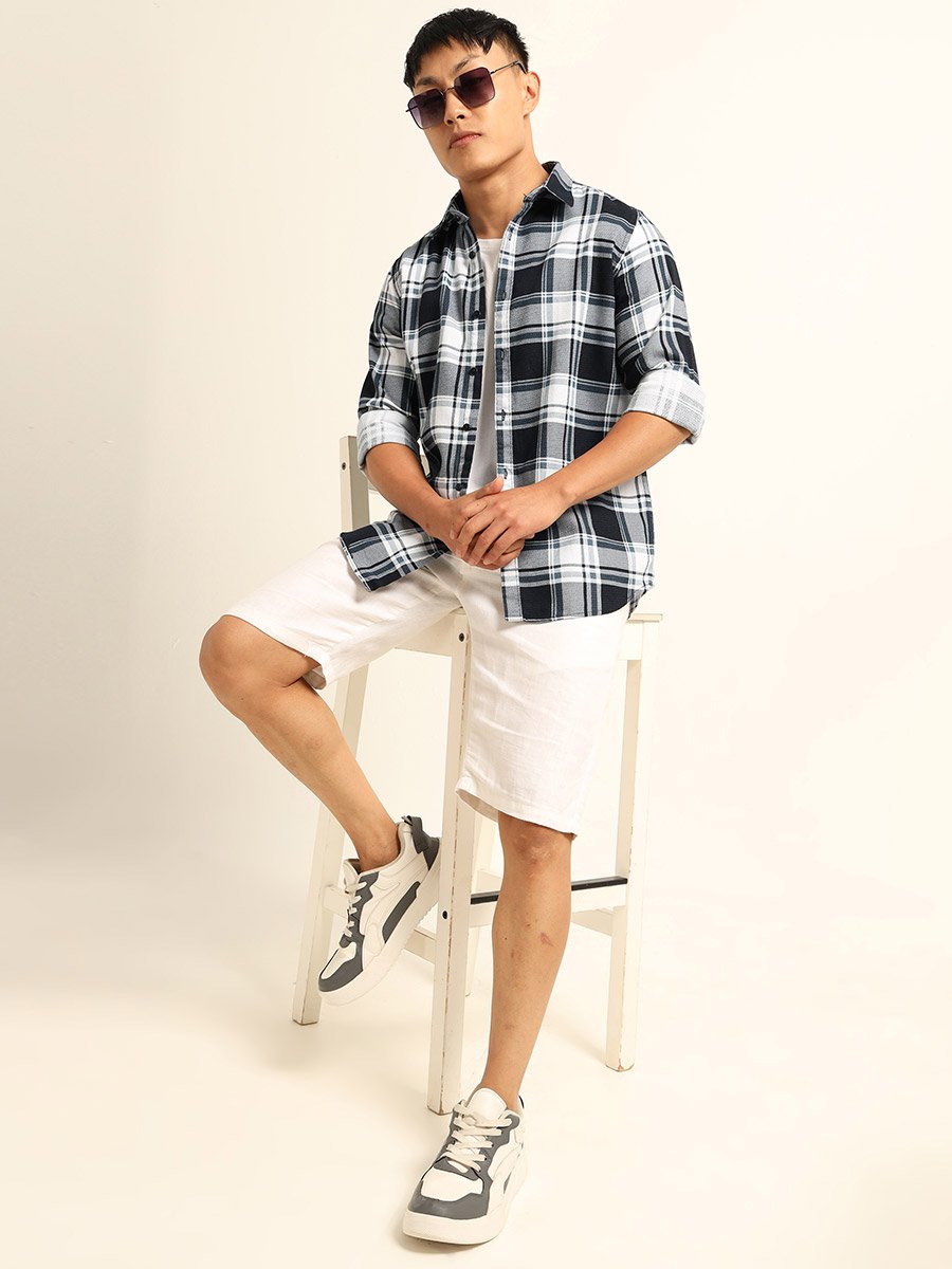 Men Black Checked Spread Collar Shirt