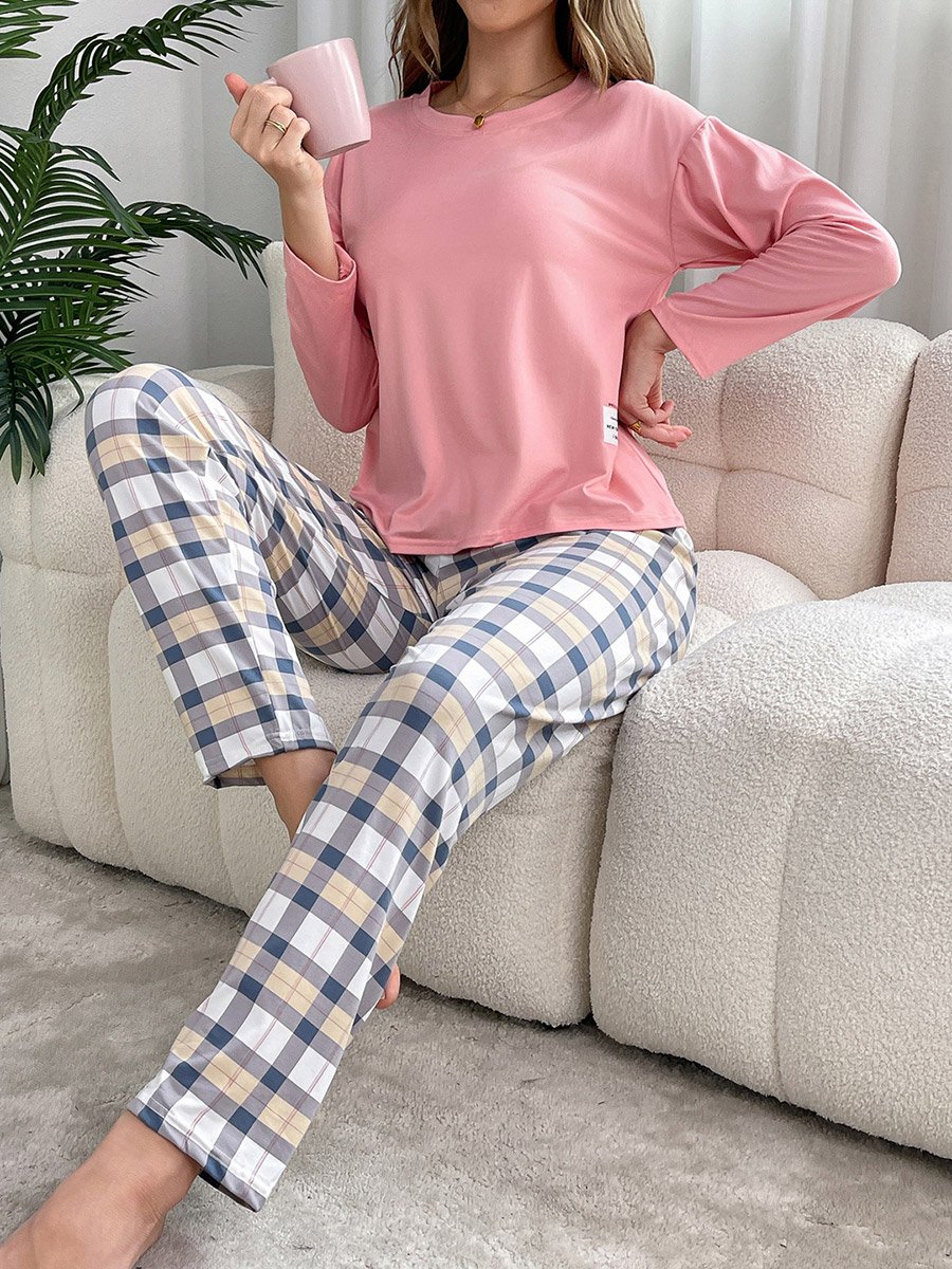 Pink Solid T-Shirt and Checked Pyjama Set
