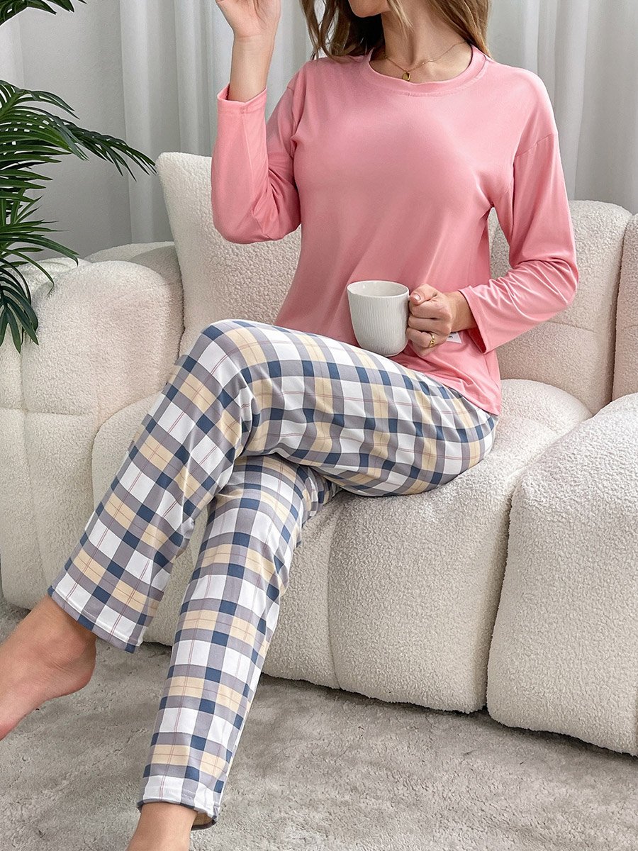 Pink Solid T-Shirt and Checked Pyjama Set