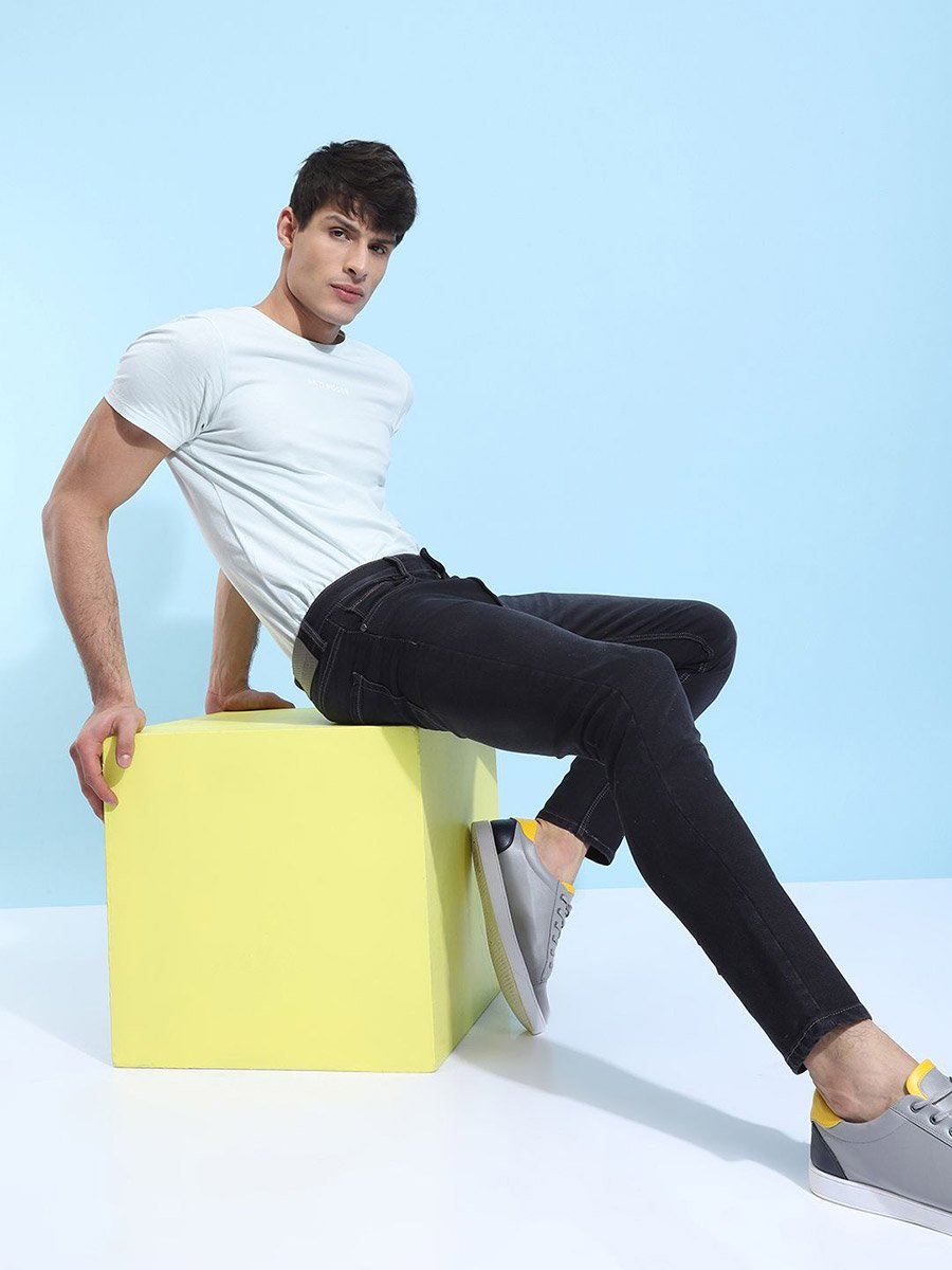 Men Dark Wash Slim Fit Black Jeans