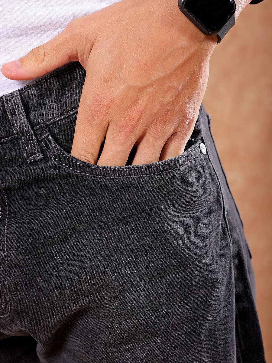Men Slash Knee Straight Fit Jeans