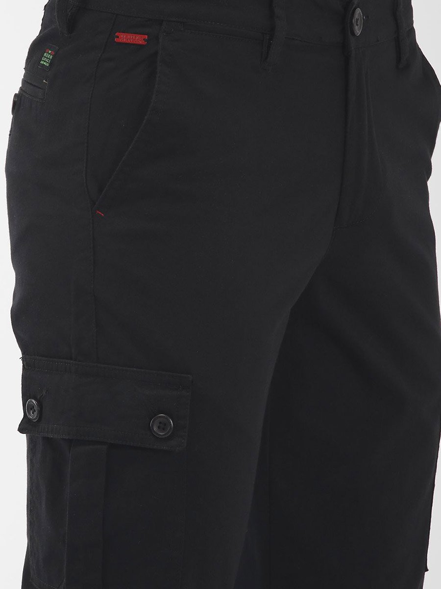 Men Black Mid Rise Slim Fit Cargo Pants