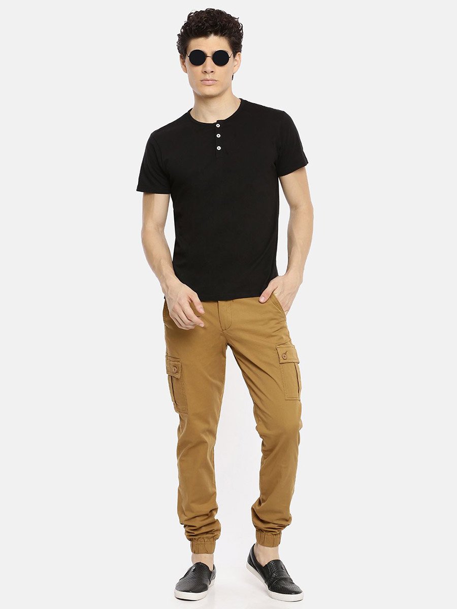 Men Brown Mid Rise Slim Fit Cargo Pants