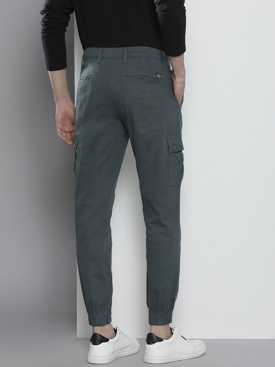 Men Grey Solid Slim Fit Cargo Pants